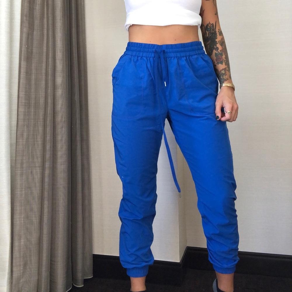 TNA Aritzia Speed Jogger Slim Fit